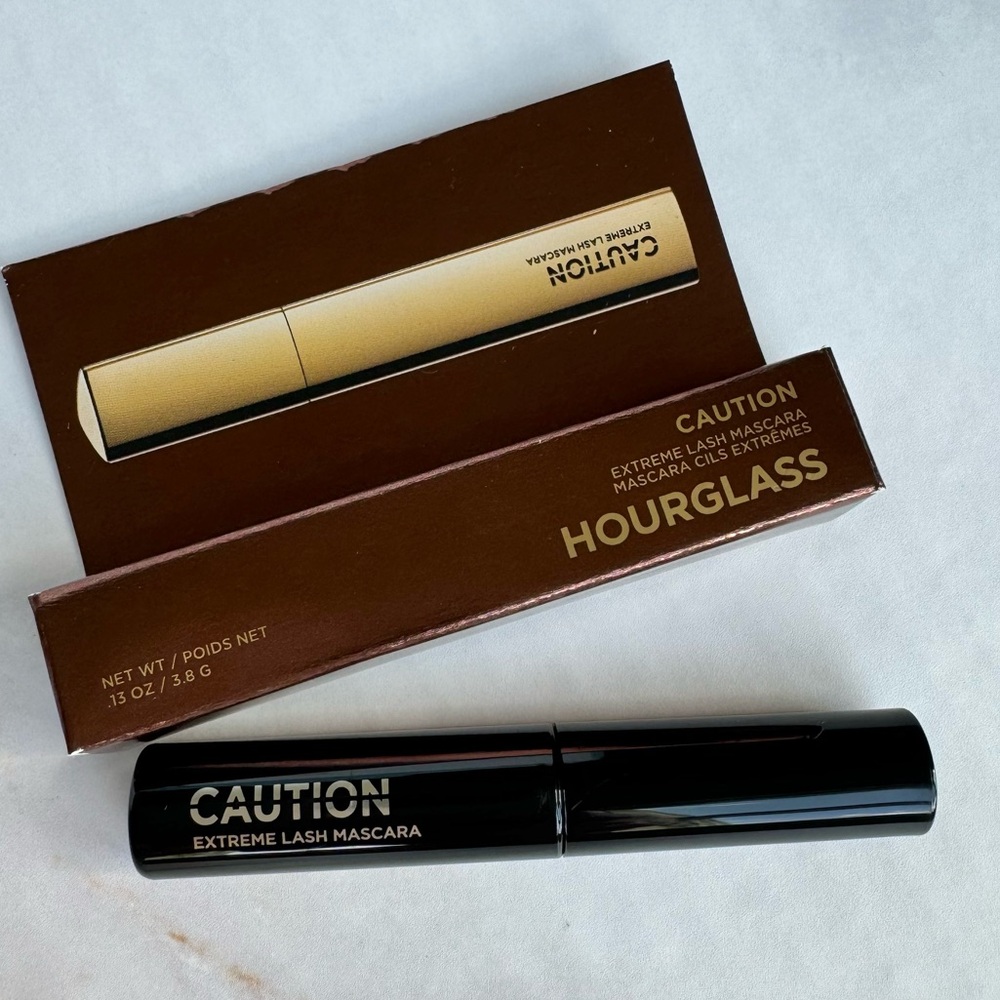 HOURGLASS Caution Extreme Lash Mascara Ultra Black Travel Size NEW BOX Volume